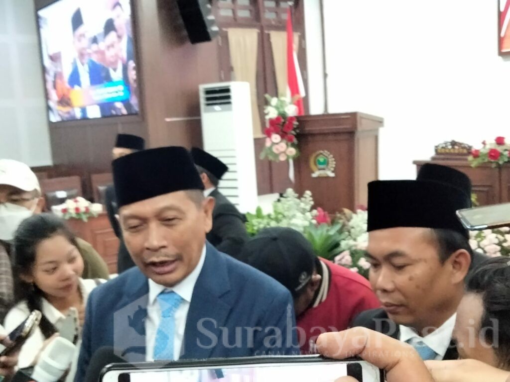 Wali Kota Malang terpilih, Wahyu Hidayat memberikan keterangan kepada wartawan