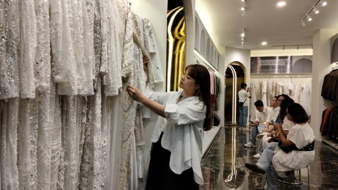 Butik Anarav Label Langganan Para Artis dan Pejabat, Kini Hadir di Malang Dengan Koleksi Eklusif Untuk Paket Wedding