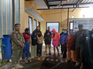 Satpol PP Kota Malang mengamankan 17 pasangan bukan suami istri saat operasi cipta kondisi pada Kamis (27/2/2025) malam. (Dok. Satpol PP)