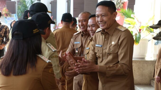 Walikota Wahyu Hidayat Berpesan, ASN Diharap Turut Berikan Edukasi Dan Sosialisasikan Visi Misi Mbois Berkelas. (Sumber Prokompim)