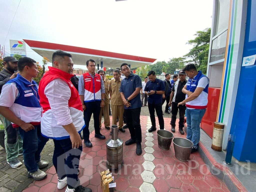 Pastikan Stok BBM Aman dan Sesuai Spesifikasi, Satreskim Polres Malang Kunjungi Terminal BBM dan SPBU Pertamina, Selasa 4 Maret 2025. (ist)