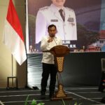 Wakil Walikota Malang Ali Muthohirin saat menjadi pembicara di Musrenbang RKPD dan Forum Konsultasi Publik rancangan awal RPJMD Kota Malang 2025-2029 di Grand Mercure Hotel Malang Mirama, Rabu 19 Maret 2025. (Sumber Prokompim).