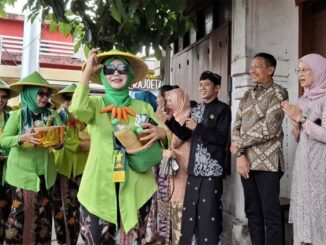 Kartinian Nang Kayutangan, Ketua DPRD Kota Malang Sebut Event Pionir Agenda Pelestarian Budaya Lokal, Minggu (20/04/2025).