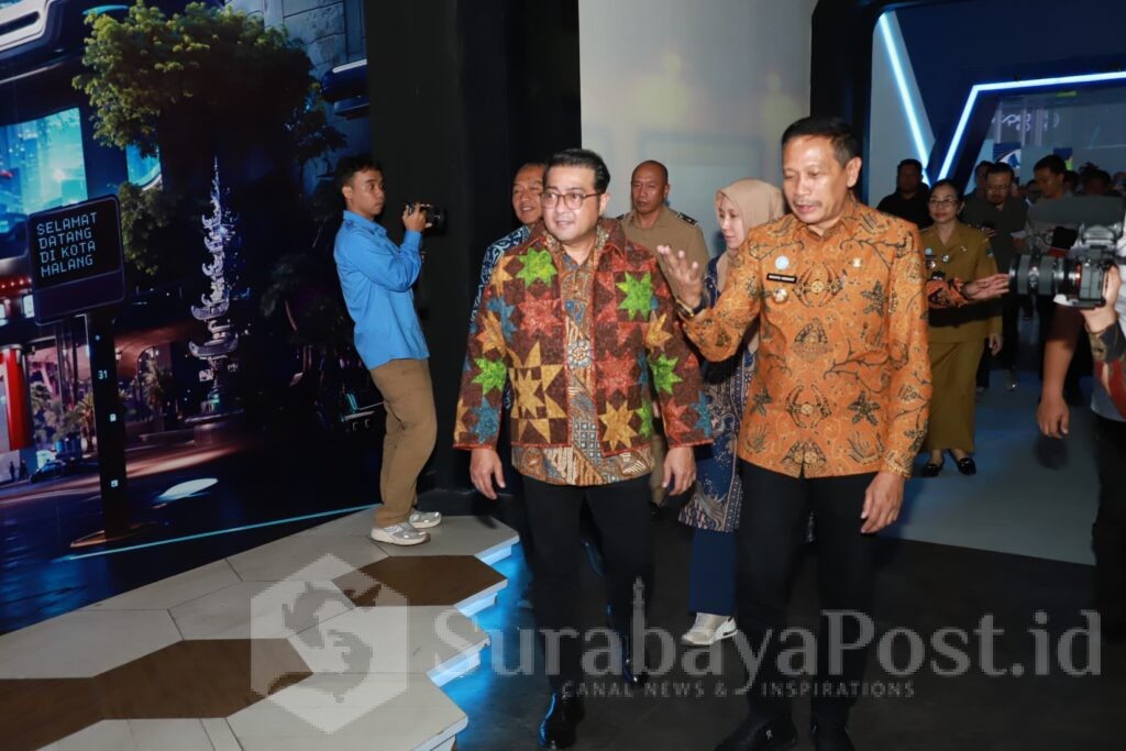 Walikota Wahyu Hidayat bersama Menkraf Riefky