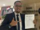 Tino Agus Salim usai menyerahkan berkas.(Ist)