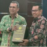 CAPAIAN LUAR BIASA: Wali Kota Batu, Nurochman menerima WTP Kesepuluh Kalinya.(Prokopim KWB)