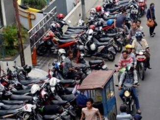 Salah satu poin Ranperda, Jukir dan pengelola parkir wajib ganti rugi kendaraan hilang. (ist).