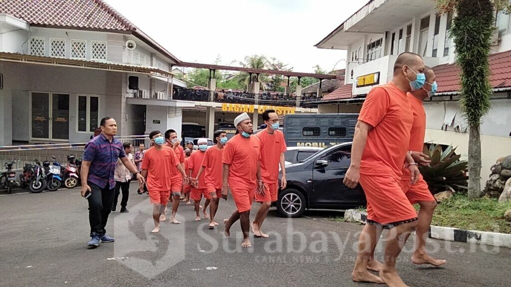 Sebanyak 36 tersangka yang berhasil diringkus Satreskrim Polresta Malang Kota dalam Operasi Pekat Semeru 2025