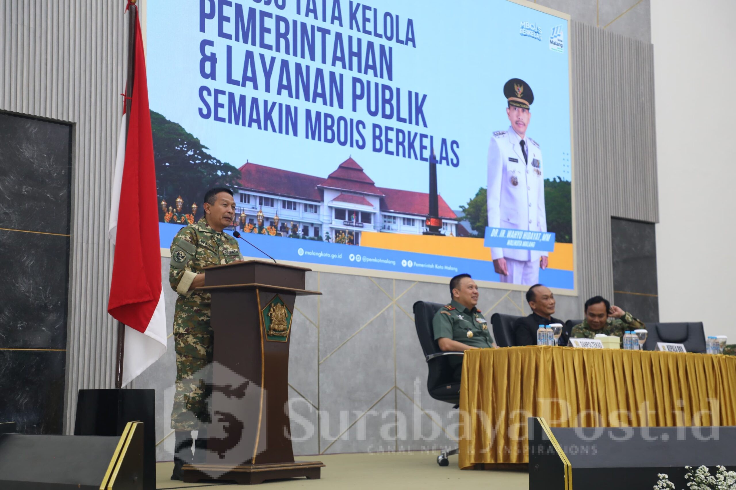 Wali Kota Wahyu Hidayat saat memberikan sambutan dalam kegiatan pelatihan Leadership dan Teamwork Building. (Sumber Prokompim).
