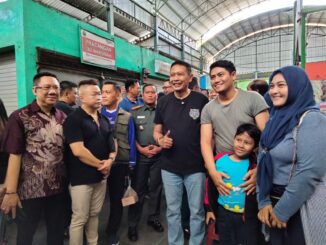 Kunjungi Pasar Oro Oro Dowo, Wali Kota Wahyu Hidayat Gaungkan Kulineran di Pasar Modern, Jumat (30/05/2025).