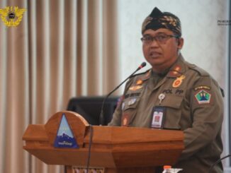 Kepala Satpol PP Kota Malang, Heru Mulyono memberikan sambutan dalam sosialisasi ketentuan di bidang cukai dalam rangka gempur peredaran rokok ilegal. (Sumber Diskominfo).