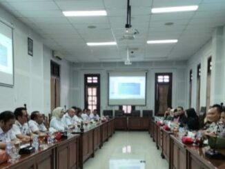 DPRD Kota Malang saat audiensi bersama Diskopindag, camat, dan lurah se-Kota Malang yang digelar pada Rabu 28 Mei 2025 lalu. (istimewa)