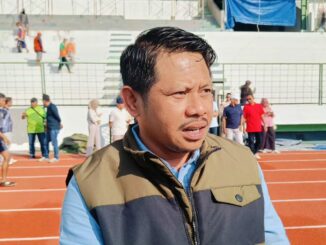 Anggota DPRD Kota Malang dari Komisi D, Ginanjar Yoni Wardoyo saat melakukan pengecekan Venue Porprov, Sabtu 31 Mei 2025.