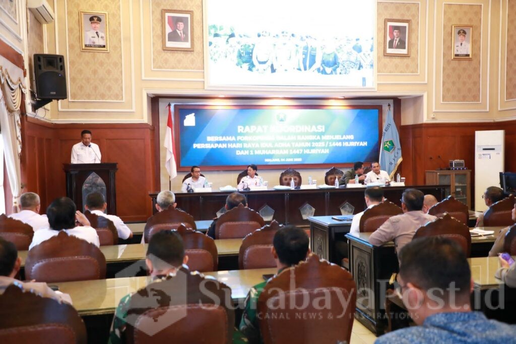 Walikota Malang, Dr. Ir. Wahyu Hidayat, MM menggelar Rapat Koordinasi bersama Forkopimda dalam rangka Persiapan Hari Raya Idul Adha. (Sumber Prokompim).