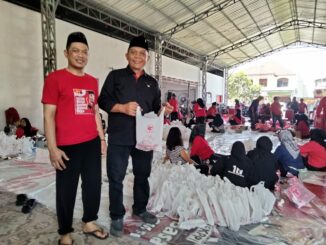 DPC PDI Perjuangan Kota Malang Bagikan 3.500 Paket Daging Kurban, Jumat (06/06/2025).