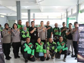 Sambut Hari Bhayangkara ke-79, Polresta Malang Kota Gelar Bakti Kesehatan Gratis ke Ratusan Driver Ojol. (ist).