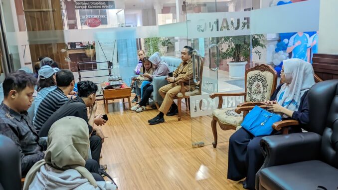 WhatsApp Image 2025-06-16 at 20.37.08 Ginanjar Yoni Wardoyo, Anggota DPRD Kota Malang Desak Penyelesaian Kasus Penahanan Ijazah Amul Massage Syariah