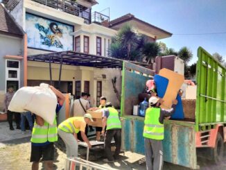 Pengadilan Negeri Kelas 1A Malang Eksekusi Rumah Mewah di Perum Villa Batoe Residence, Selasa (17/06/2025).