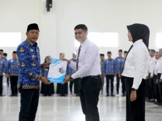 Serahkan SK PPPK Tahap I Tahun 2024, Wali Kota Malang Tekankan Etika Birokrasi. (Sumber Prokompim).