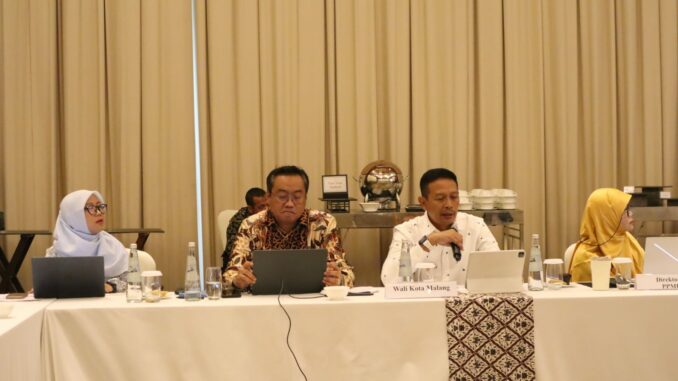 WhatsApp Image 2025-06-19 at 17.35.03 Kota Malang Masuk Nominasi Penghargaan ASEAN ESC Award, Walikota Wahyu Hidayat Paparkan Komitmen Udara Bersih. (Sumber Prokompim).