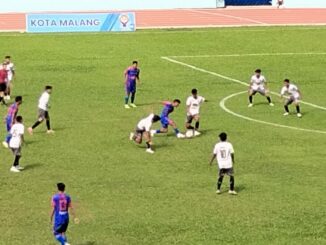 Laga perdana, Tim sepak bola Kota Malang saat menghadapi Kabupaten Jember di ajang Porprov IX Jatim 2025, Kamis (19/6/2025).