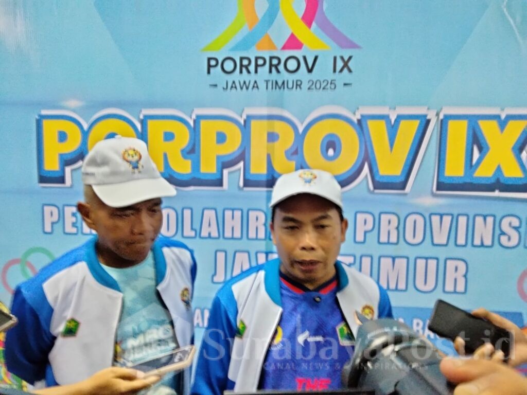 Wakil Wali Kota Malang, Ali Muthohirin memberikan keterangan usai kemenangan tim Kota Malang 2-1 atas tim Jember
