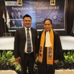Suliono SH, M.Kn calon Ketua DPC Peradi RBA Kabupaten Malang pada suatu acara bersama Ketua Umum DPN Peradi, Luhut M.P Pangaribuan, S.H., LL.M. (ist).