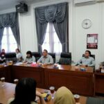 Komisi A DPRD Kota Malang, menerima audiensi dari para korban penipuan apartemen MCP pada Kamis (26/6/2025).