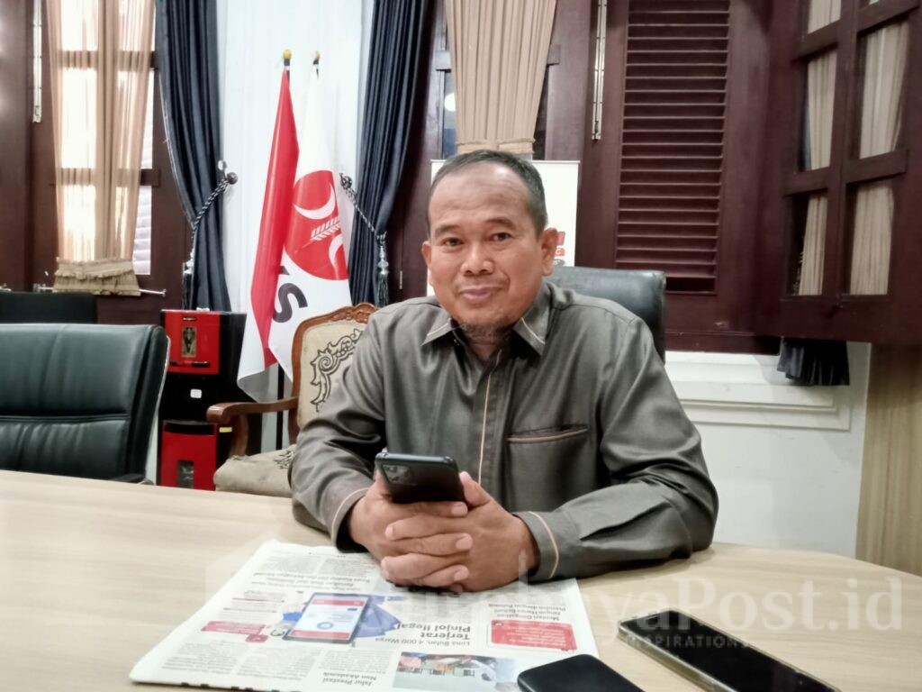 Ustadz Rokhmad, anggota Komisi A DPRD Kota Malang dari Fraksi PKS