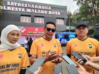 Ketua DPRD Kota Malang, Amithya Ratnanggani Sirraduhita (kiri) bersama Walikota Wahyu Hidayat dan Kapolresta Kombes Pol Nanang Haryono