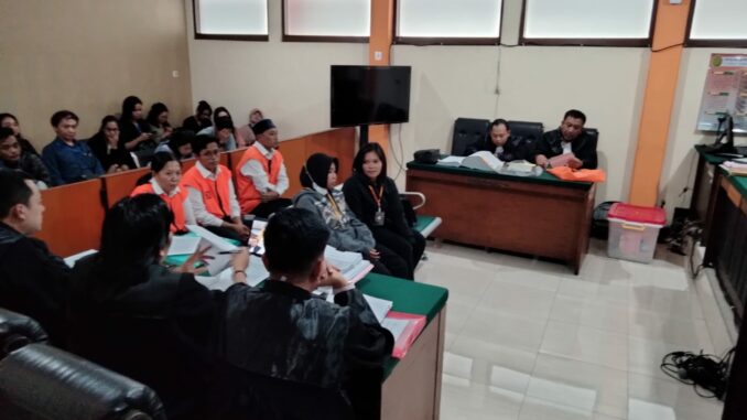 WhatsApp Image 2025-06-30 at 20.59.46 Sidang lanjutan dugaan TPPO dengan modus penampungan dan penempatan CPMI ilegal di PN Malang Kelas 1A, hadirkan tiga saksi, Senin (30/06/2025).