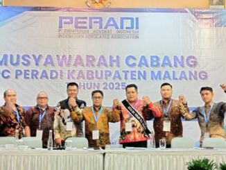 Achmad Hussairi (tiga dari kanan) Pimpin DPC Peradi Kabupaten Malang Periode 2025-2029, Sabtu 12 Juli 2025.