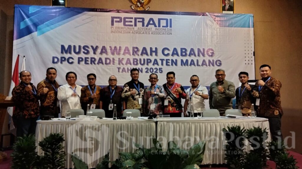 Pose bersama
