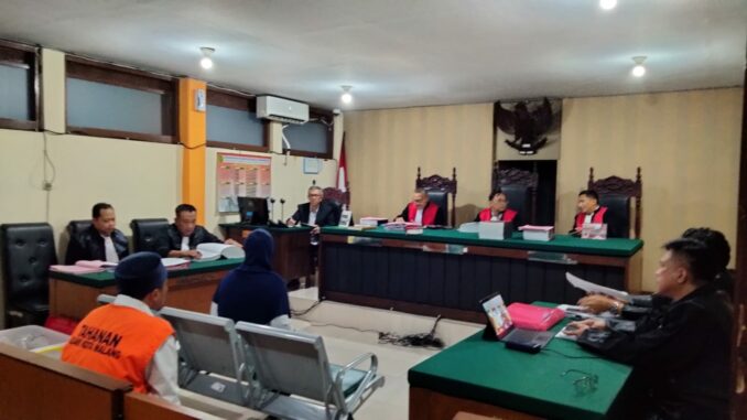 WhatsApp Image 2025-07-14 at 19.33.55 Kasus Dugaan TPPO di PN Malang: Saksi Ahli dan Saksi Pemerintah Ungkap Dugaan Pelanggaran, Senin 14 Juli 2025.