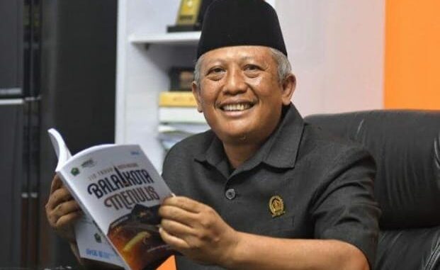 WhatsApp Image 2025-07-15 at 11.47.43 Ketua Fraksi PKS, Asmualik. (istimewa).