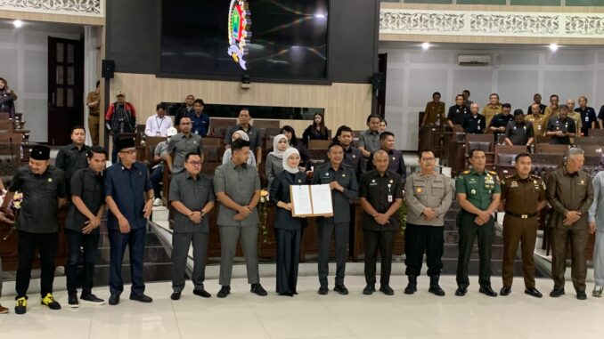 WhatsApp Image 2025-07-15 at 15.35.35 Kota Malang Menuju Kesetaraan Gender: DPRD Setujui Perda Pengarusutamaan Gender, Selasa 15 Juli 2025.