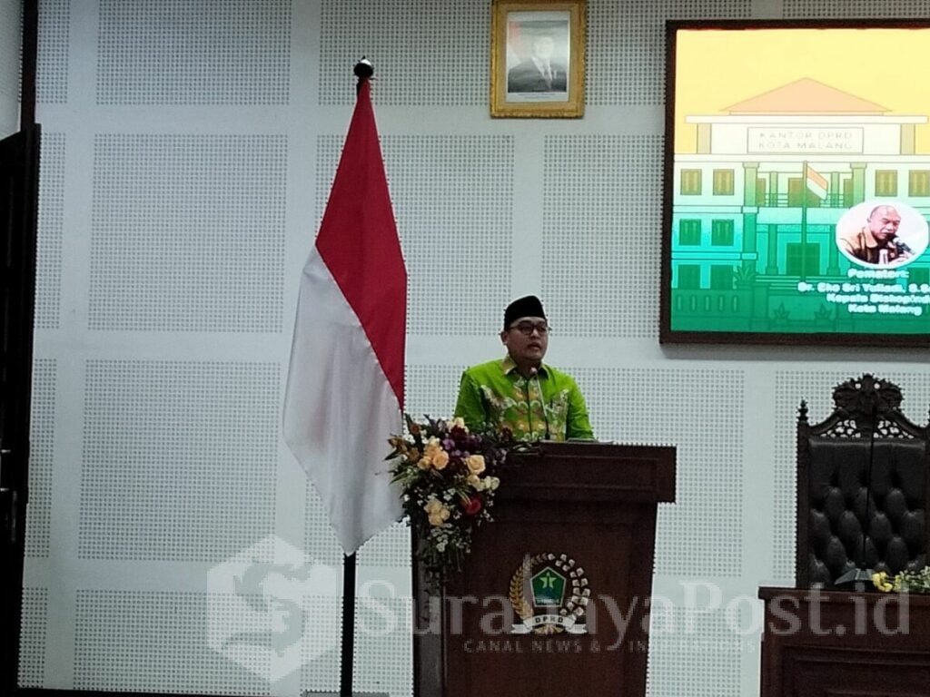 Ketua Panitia Harkopnas Suryadi, S.Pd., M.M sampaikan sambutan dalam sarasehan.