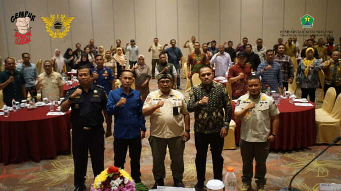 Pemkot Malang Gencar Sosialisasi Pemberantasan Rokok Ilegal- Upaya Meningkatkan Pendapatan Negara dan Melindungi Masyarakat, Kamis 28 Agustus 2025. (Dok. Diskominfo) Pemkot Malang Gencar Sosialisasi Pemberantasan Rokok Ilegal: Upaya Meningkatkan Pendapatan Negara dan Melindungi Masyarakat, Kamis 28 Agustus 2025. (Dok. Diskominfo).