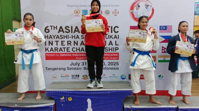 Ganes Danastri Bawa Nama Jatim, Raih Dua Medali di International Asia-Pasific Karate Championship, Sabtu 2 Agustus 2025.