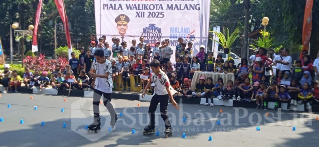 Kejuaraan ini dibuka oleh Asisten Walikota Malang, Ida Ayu Made Wahyuni, yang dimeriahkan dengan atraksi freestyle sepatu roda oleh dua atlet