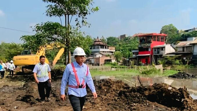 Tugu Tirta Kembali Hidupkan Sungai Wendit: Pengerukan Besar-besaran untuk Tingkatkan Kapasitas dan Kualitas Air. (Sumber Humas Tugu Tirta).