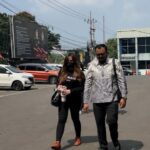 QAR didampingi kuasa hukumnya, Satria Marwan, SH, MH, tiba di Polresta Malang Kota pada sekitar pukul 10.14 untuk menjalani pemeriksaan, Rabu (13/8/2025).