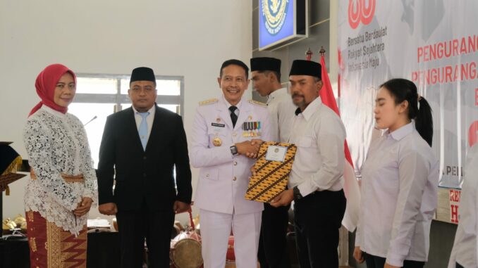 WhatsApp Image 2025-08-17 at 20.35.09 Ribuan Narapidana di Lapas Malang Terima Remisi dalam Rangka HUT RI ke-80, Minggu 17 Agustus 2025. (Sumber L'SIMA).