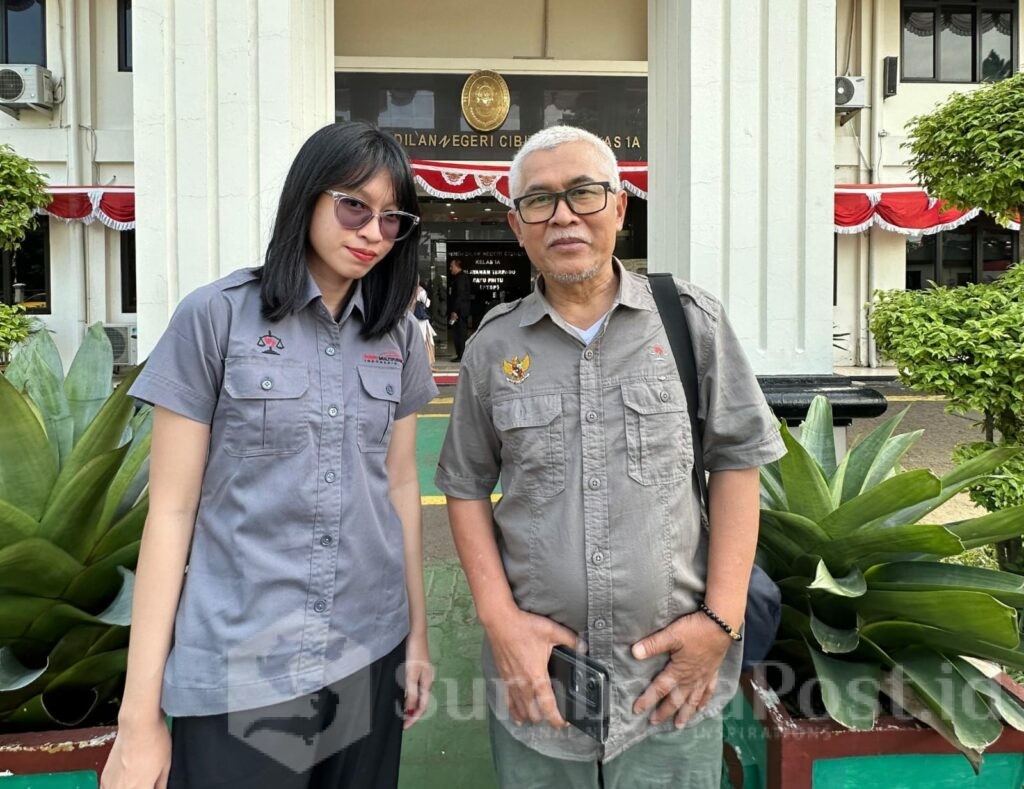 Manager Legal dan Litigasi PT SGMW Multifinance Indonesia, Wagiyo, SE, SH, MH dan Indah Triwahyuningsih, SH.