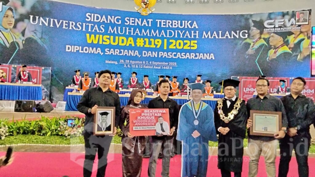 Ghozi Wisudawan Anumerta UMM, Menyentuh Hati dengan Dedikasi dan Semangat.