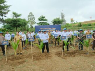 Sebanyak 3.331 Bibit Kelapa Ditanam di SAE L’SIMA Malang, Pemasyarakatan Jawa Timur Dorong Ketahanan Pangan, Selasa 9 September 2025. (Foto: L'SIMA).