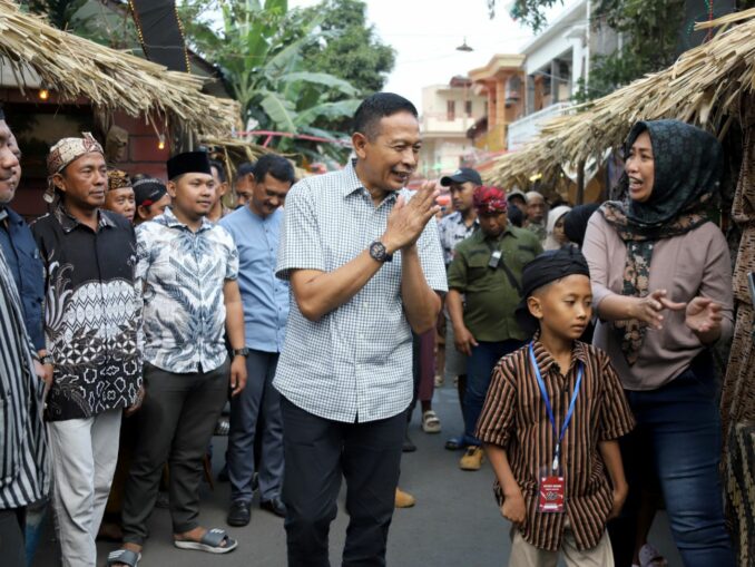 Wali Kota Malang Wahyu Hidayat: Pawai Budaya Masyarakat sebagai Ruang Merawat Kearifan Lokal dan Kreatifitas. (Sumber Prokompim).