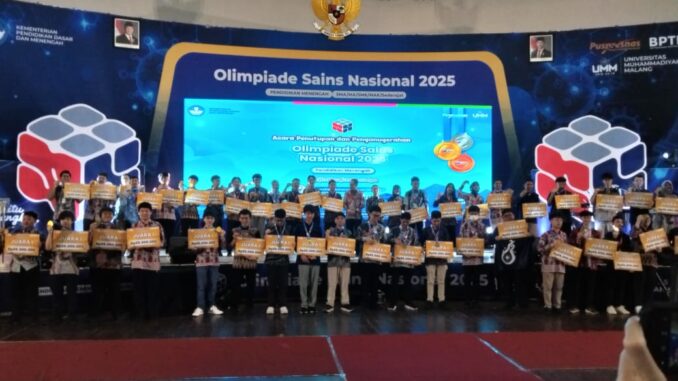 WhatsApp Image 2025-10-11 at 23.03.17 DKI Jakarta Juara Umum OSN 2025 di UMM, 79 Medali Berhasil Dikumpulkan, Sabtu (11/10/2025) malam.