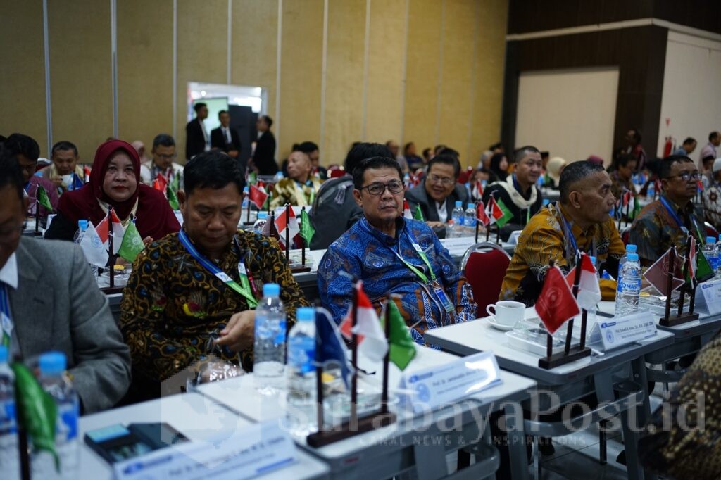 Ratusan Rektor PTMA saat mengikuti Rakernas yang digelar di UMM, Kamis (16/10/2025).