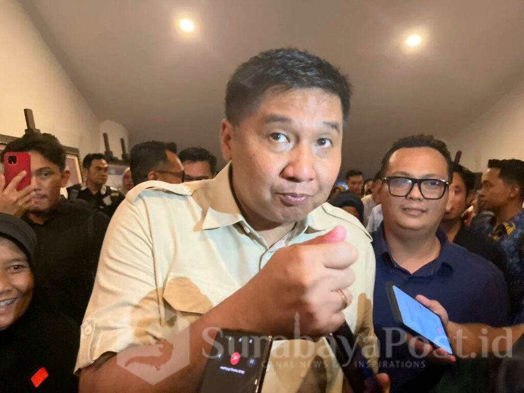 Menteri PKP, Maruarar Sirait saat ditemui awak media di UNISMA, Jumat (17/10/2025).
